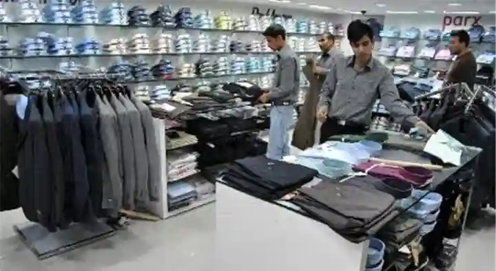 Garment Shops in Miryalaguda  : Gayathri Garments Shop in Ashok Nagar