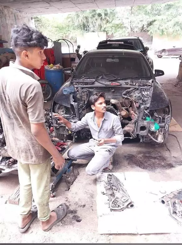 mubeen car service center sanath nagar in hyderabad - Photo No.3