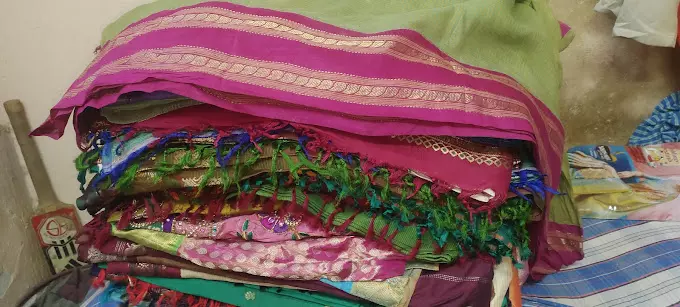 sri kanchi old kanchi pattu saree buyers banjara hills in hyderabad - Photo No.18