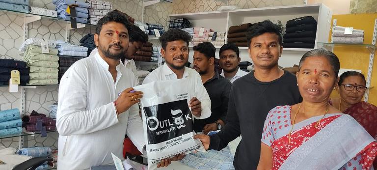 outlook menswear keshavapatnam in karimnagar - Photo No.8