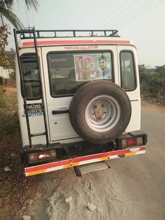 renukayalamma car travels gandhi nagar in khammam - Photo No.2