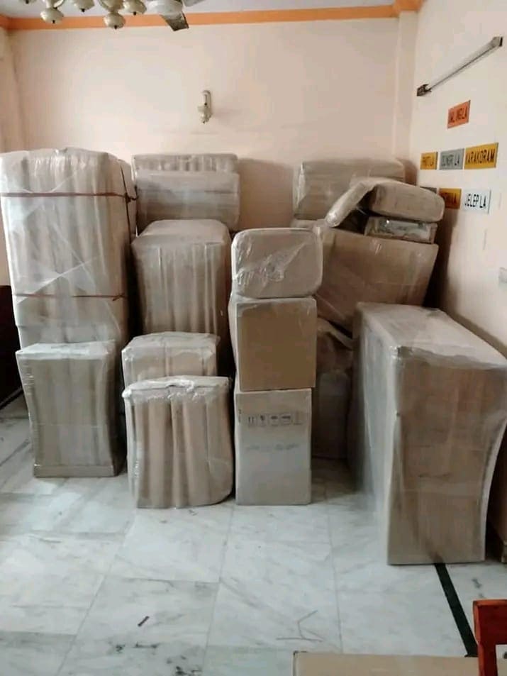 shri shewans packers and movers awas vikash colony in mirzapur - Photo No.1