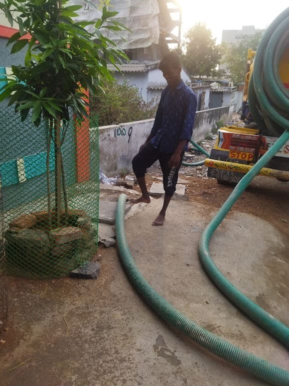 durga septic tank cleaners bus stand in prakasam - Photo No.1