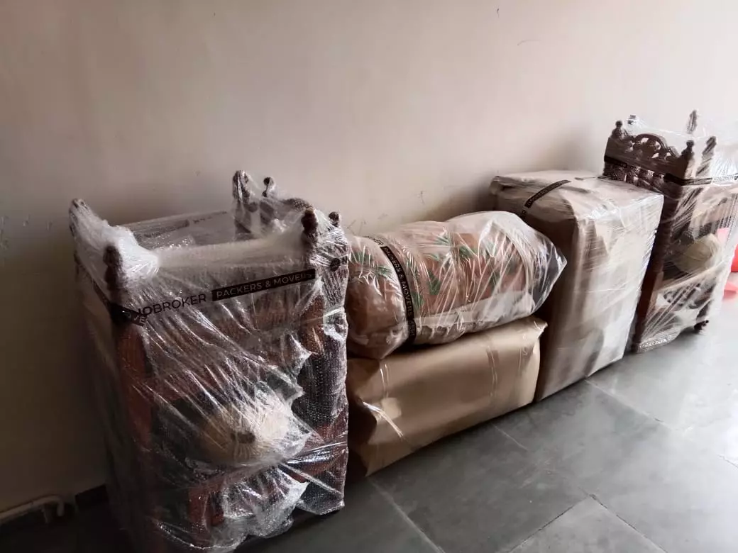 varasiddi packers and movers santhosh nagar in guntur - Photo No.10