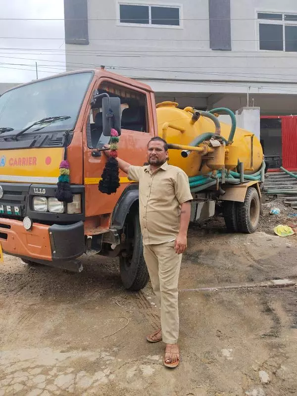 m kishan septic tank cleaners bus stand road in hyderabad - Photo No.2