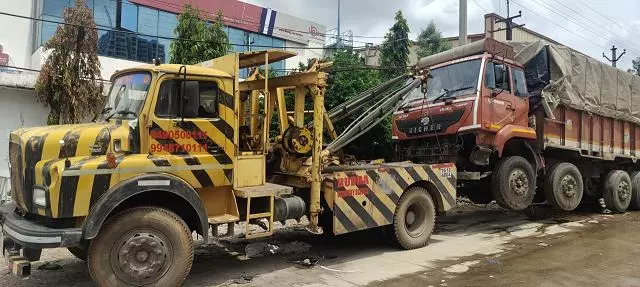 rudra vehicle recovery services towing services autonagar in hyderabad telangana - Photo No.7