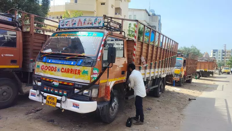 manu packers and movers kothapeta cross road in hyderabad - Photo No.0