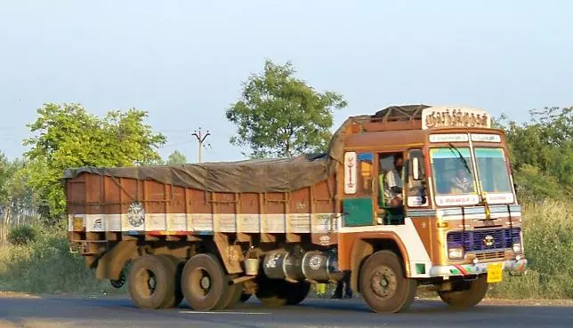 sree tirupathamma lorry suppliers hayathnagar in hyderabad - Photo No.1