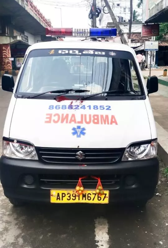 dharma teja ambulance service ayodhya nagar in kakinada - Photo No.2