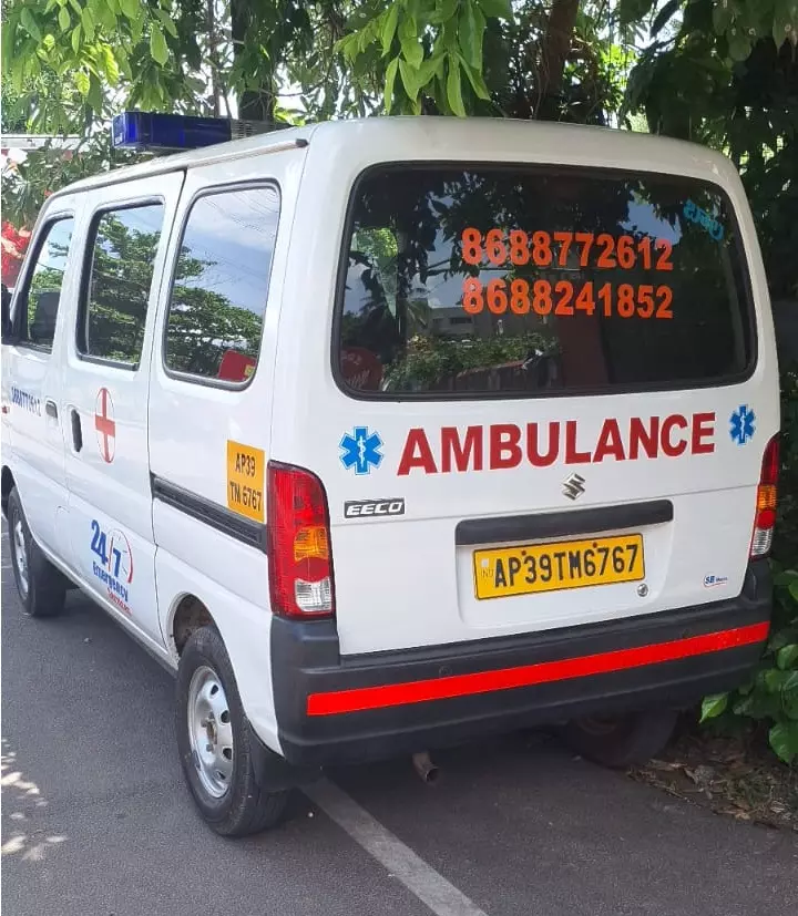 dharma teja ambulance service ayodhya nagar in kakinada - Photo No.0