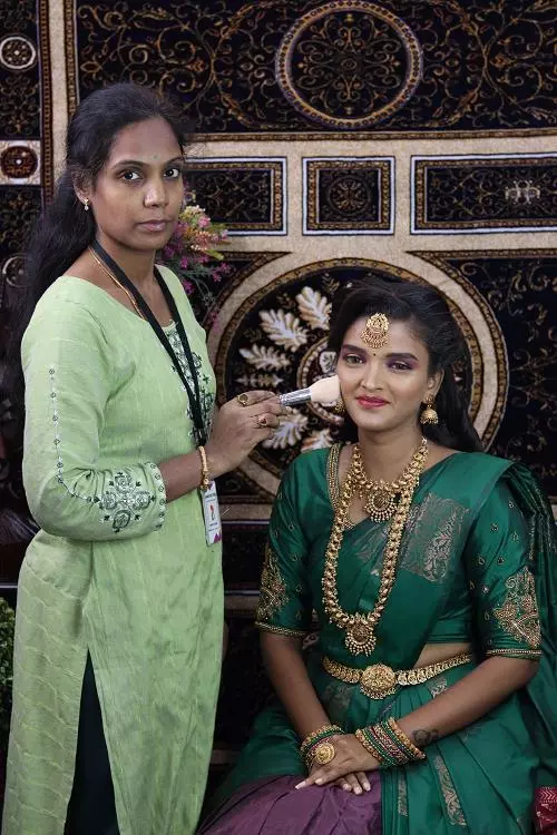 vidyas makeup studio devunpalli in kamareddy - Photo No.6