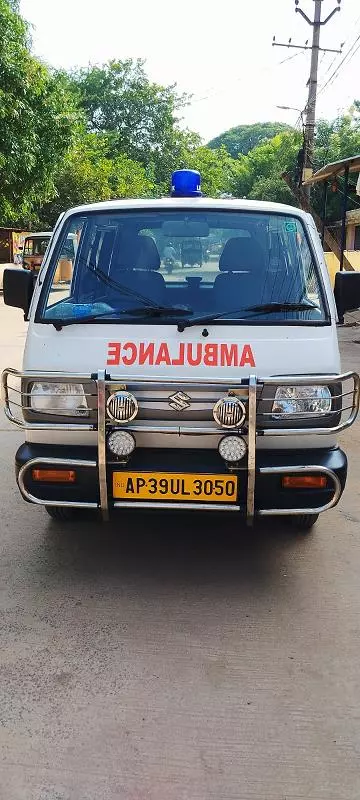 vsb ambulance service brindavanam in nellore - Photo No.1