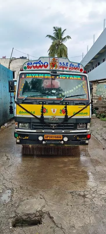 jayam and venkteswara septic tank cleaning bus stand in palakollu - Photo No.1