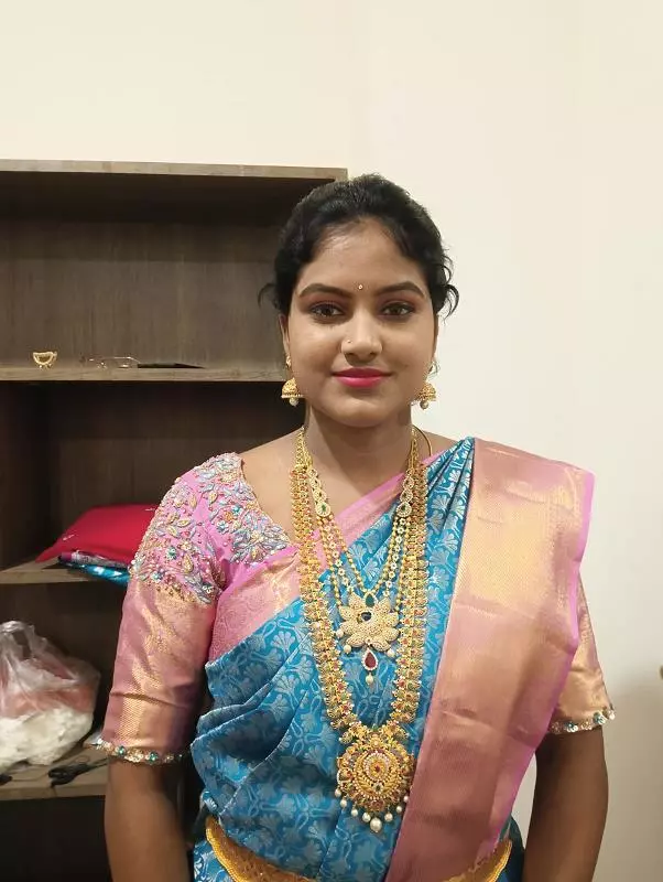 md haseena beautician haripuram in rajahmundry - Photo No.4