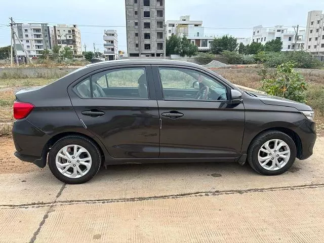 kasu car travels bus stand in rajahmundry - Photo No.6