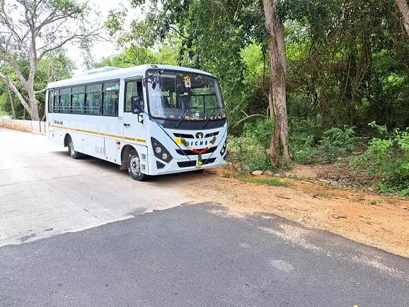 karthik tours and travels srinivasa complex in tirupati - Photo No.2