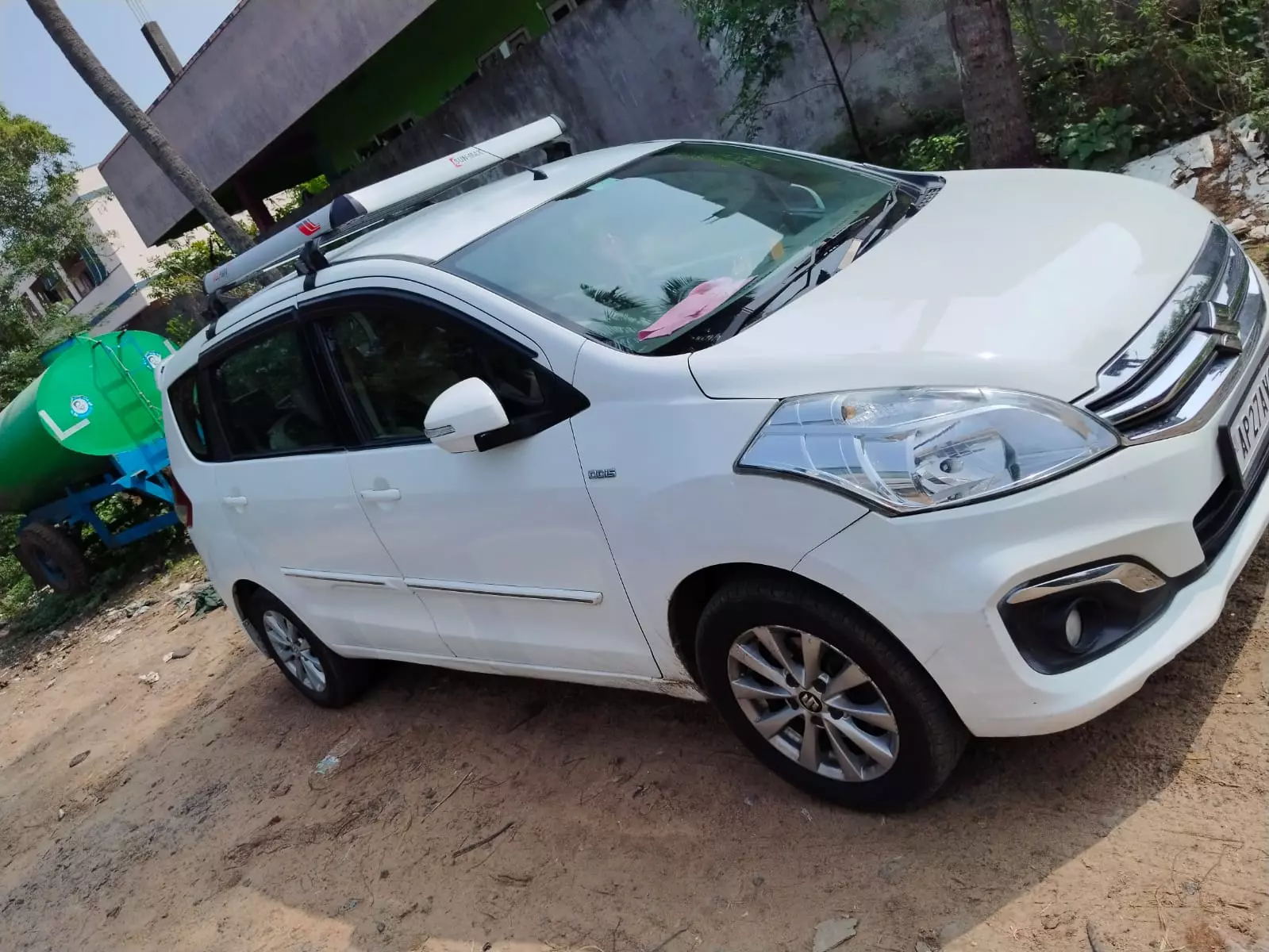 mk self car and bike rentals benz circle in vijayawada - Photo No.3