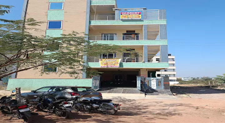 Dessert Boys Hostel in Mangalpalle