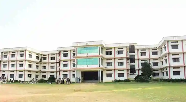 Kavitha Engineering College in Gandhi Nagar