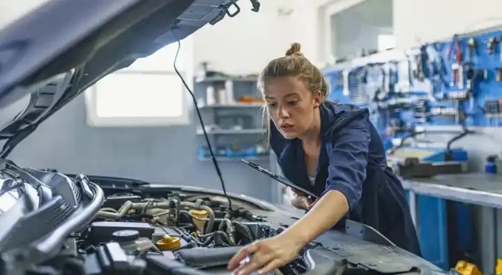 Raadha Autocare in VL Puram