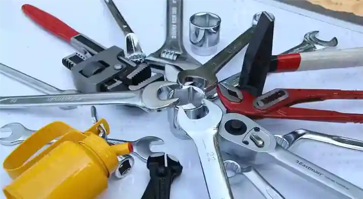 Madhuri Industrial Tools in Laxmi Nagar