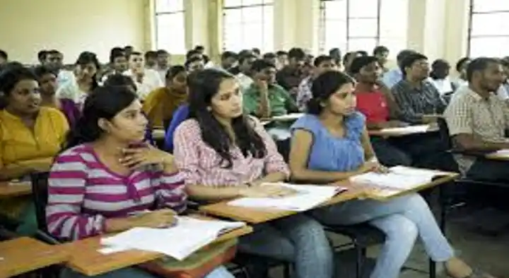 Teja Spoken English in Old Maternity Hospital