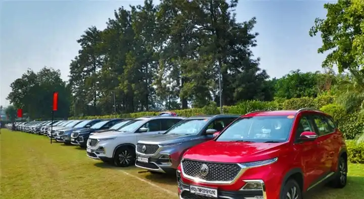 Durga Automobile Works in Governerpet