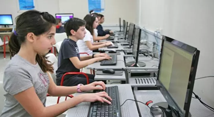 Vidyarthi Computers Instiutions in Sherpura